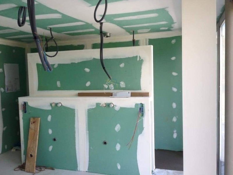 Installation de cloisons SAD avec isolation en laine de roche à Haguenau (67500) dans le Bas-Rhin